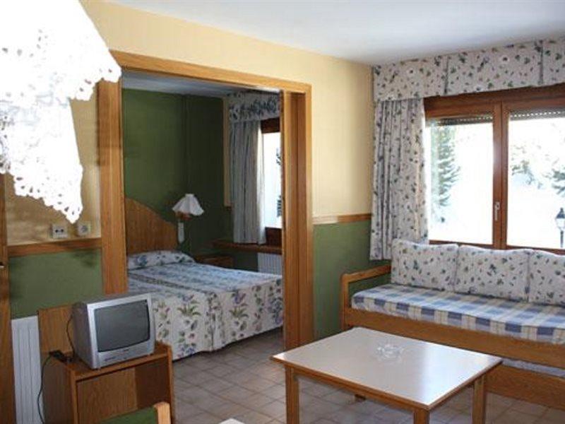 Apartamentos Solneu Baqueira Beret Buitenkant foto