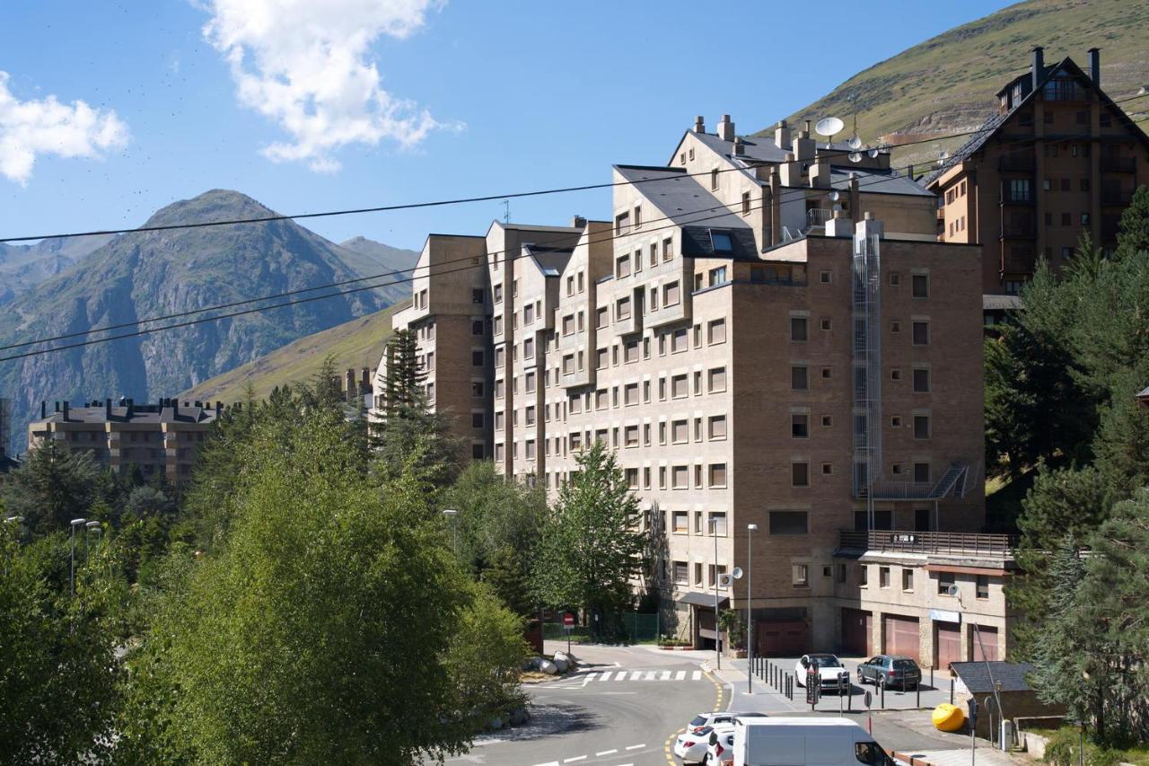 Apartamentos Solneu Baqueira Beret Buitenkant foto