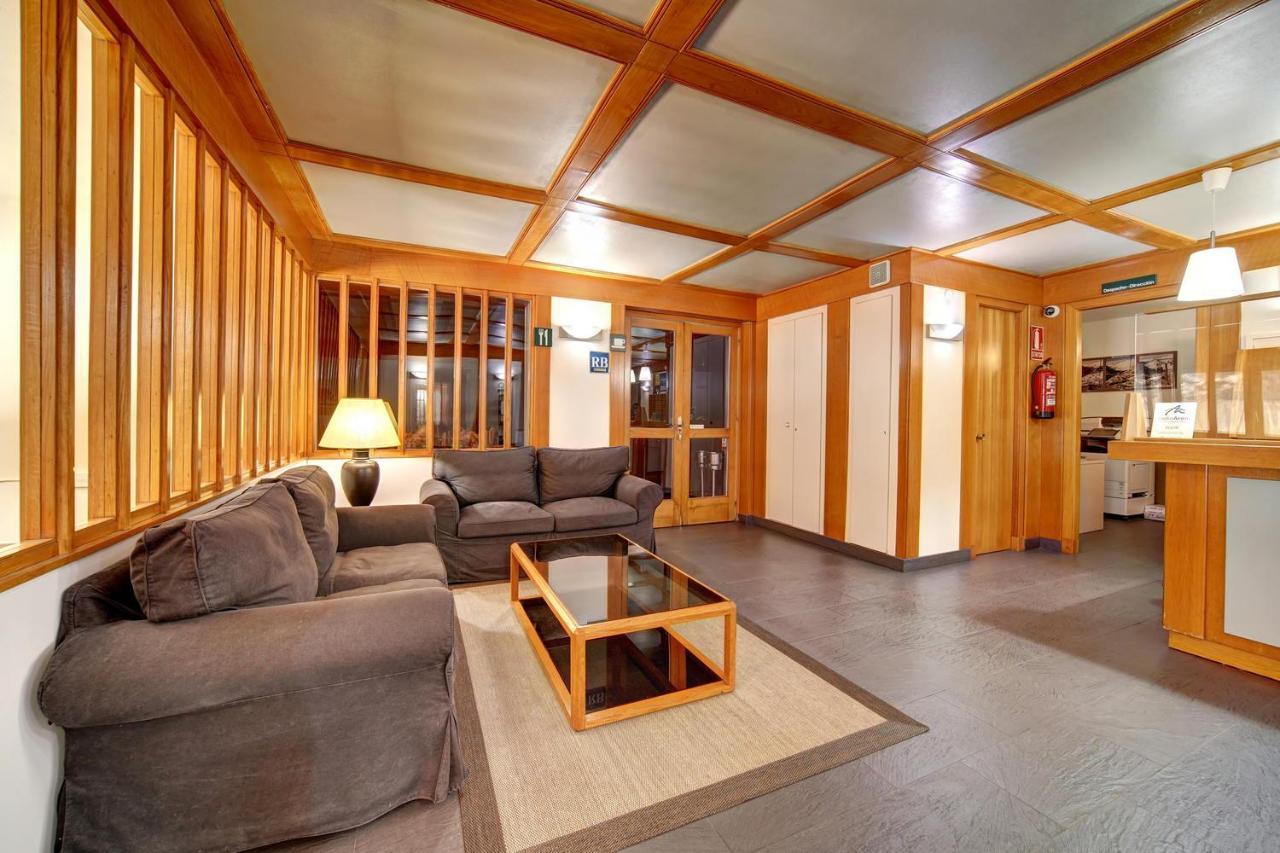 Apartamentos Solneu Baqueira Beret Buitenkant foto