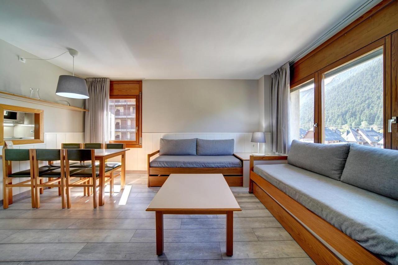 Apartamentos Solneu Baqueira Beret Buitenkant foto
